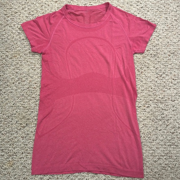 lululemon athletica Tops - Lululemon Swifty tech shirt
